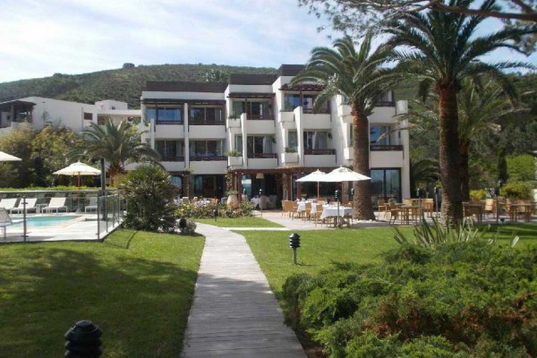 CORSE IKEJIME présente ses références clients : Hôtel-Restaurant LA ROYA Saint Florent